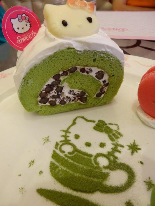 The green tea frosting was just so beautiful. Moments before my cake smashed onto it